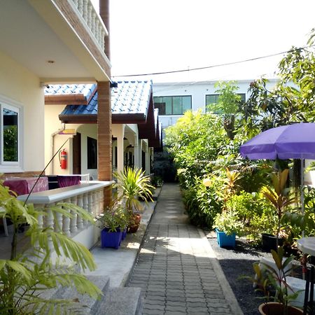 Wattana Bungalow Nai Yang Beach Esterno foto