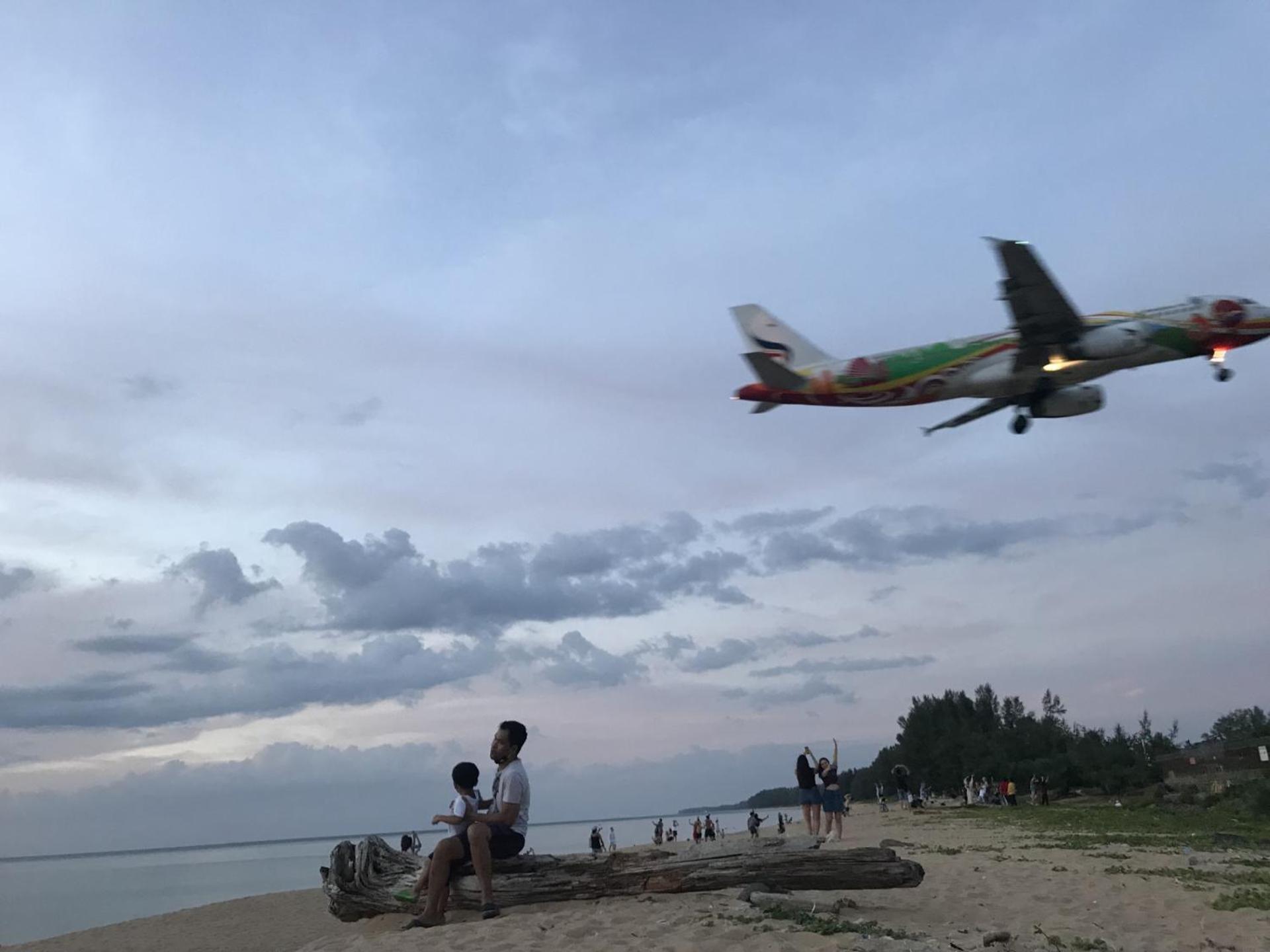 Wattana Bungalow Nai Yang Beach Esterno foto