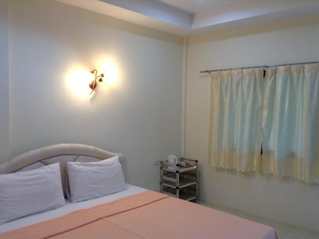 Wattana Bungalow Nai Yang Beach Camera foto